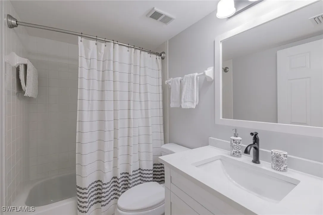 Naples, Florida 34104, United States, 2 Bedrooms Bedrooms, ,2 BathroomsBathrooms,Residential,Active,138568