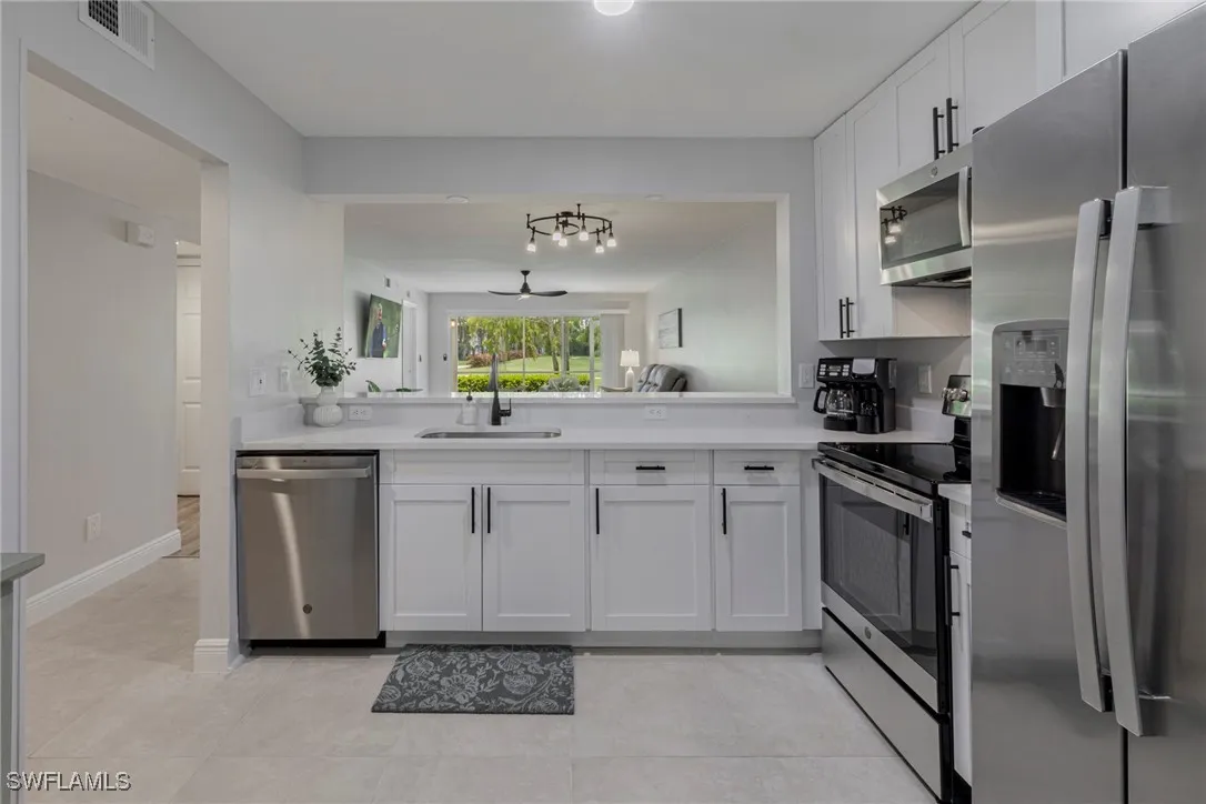 Naples, Florida 34104, United States, 2 Bedrooms Bedrooms, ,2 BathroomsBathrooms,Residential,Active,138568