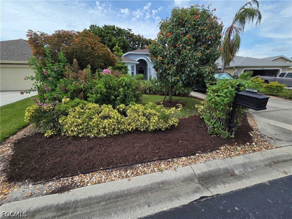 833 Mount Hood Court