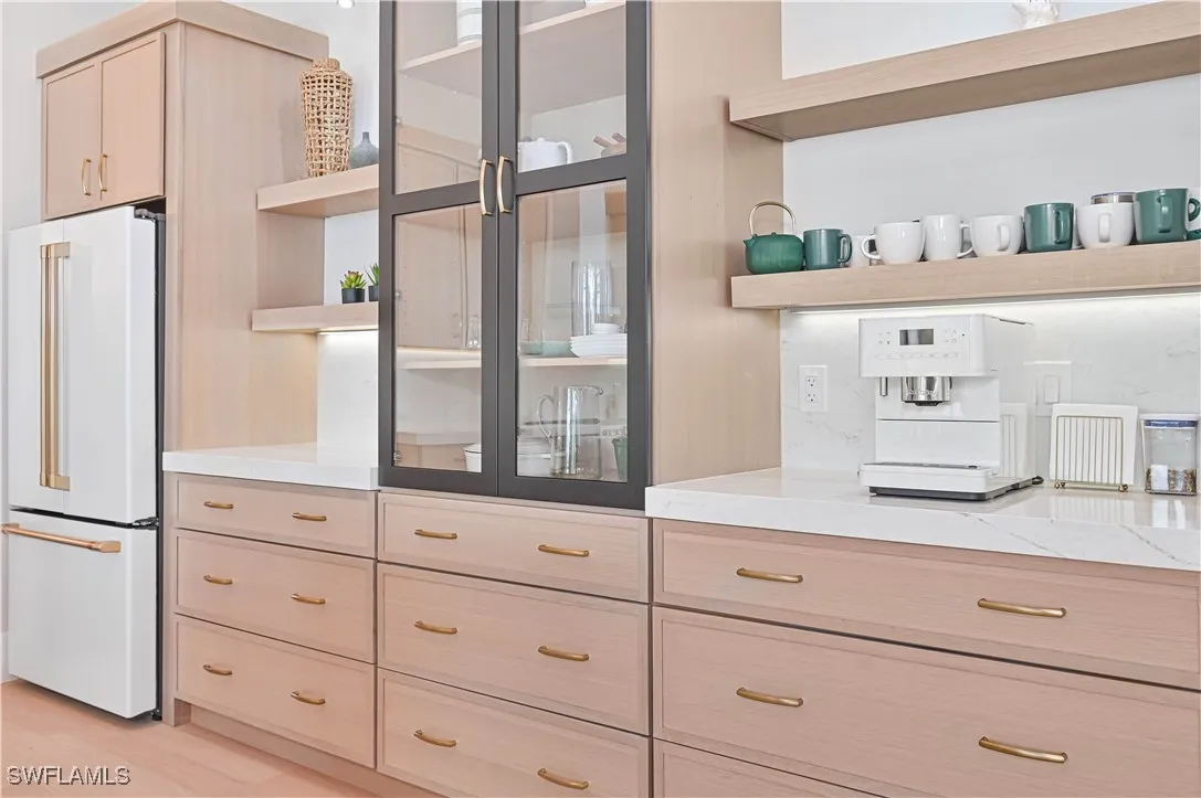 Naples, Florida, 34108, United States, 4 Bedrooms Bedrooms, ,5 BathroomsBathrooms,Residential,Active,1953233