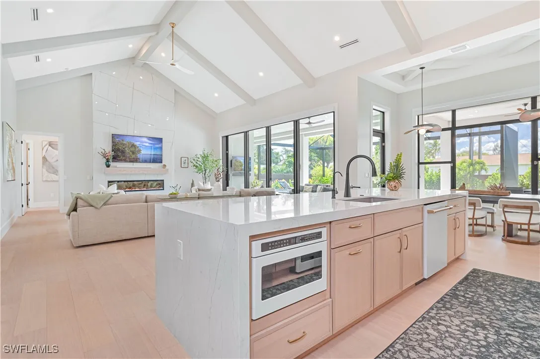 Naples, Florida, 34108, United States, 4 Bedrooms Bedrooms, ,5 BathroomsBathrooms,Residential,Active,1953233