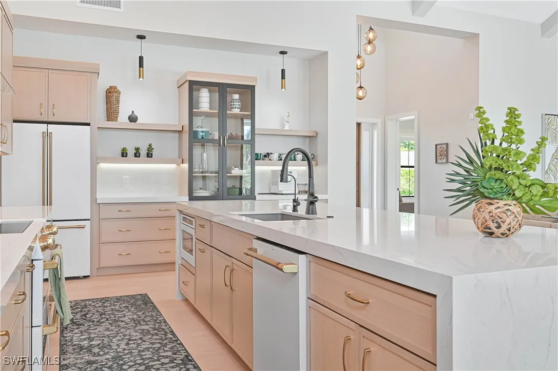 Naples, Florida, 34108, United States, 4 Bedrooms Bedrooms, ,5 BathroomsBathrooms,Residential,Active,1953233