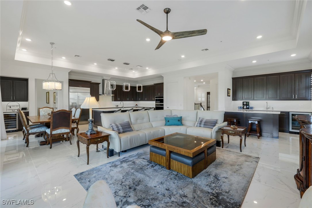 2488 Breakwater Way 201