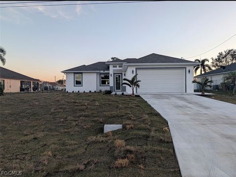 2724 NW 21st Street Cape Coral FL 33993