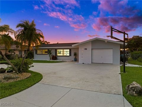 Tiny photo for 5122 SW 3rd Avenue, Cape Coral, FL 33914 (MLS # 2026004487)