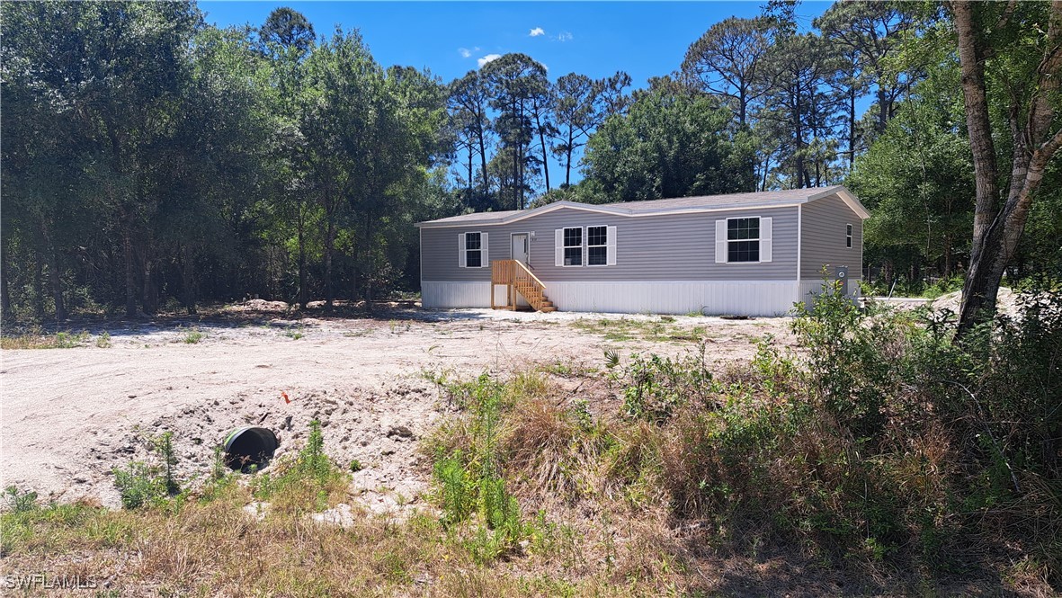 860 N Live Oak Street