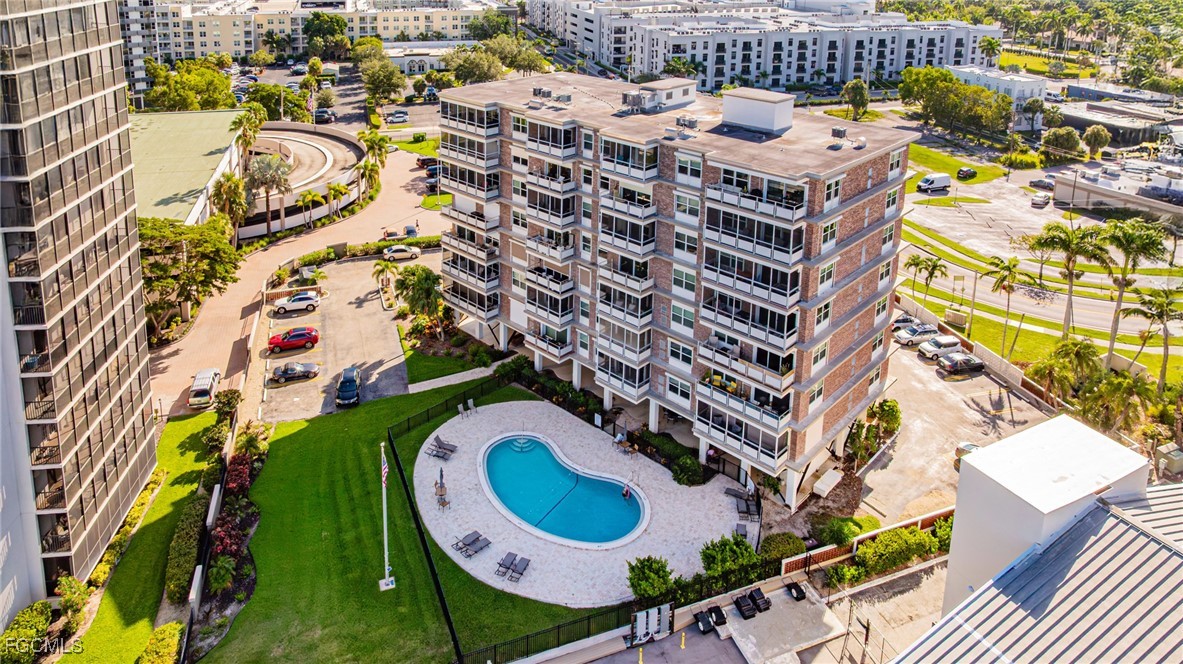 2350 W 1st Street 205