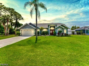 1623 Covington Meadows Circle Lehigh Acres FL 33936