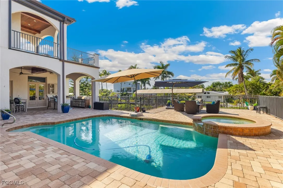 Fort Myers, Florida, 33908, United States, 4 Bedrooms Bedrooms, ,5 BathroomsBathrooms,Residential,Active,2011176