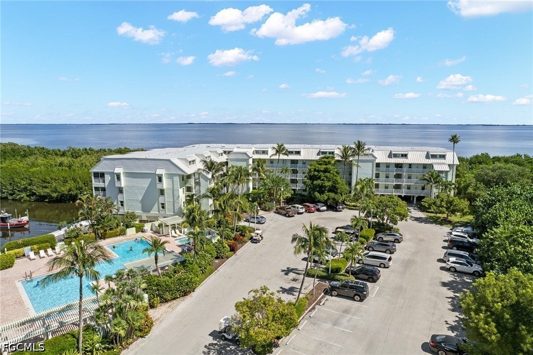 5136 Bayside Villas