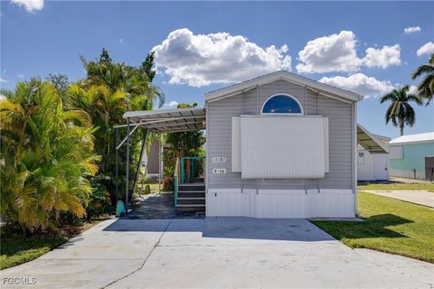 11083 Sunburst Lane Fort Myers FL 33908