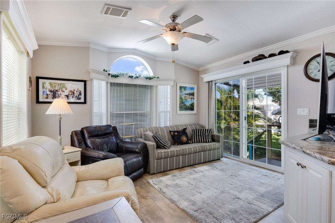 11083 Sunburst Lane