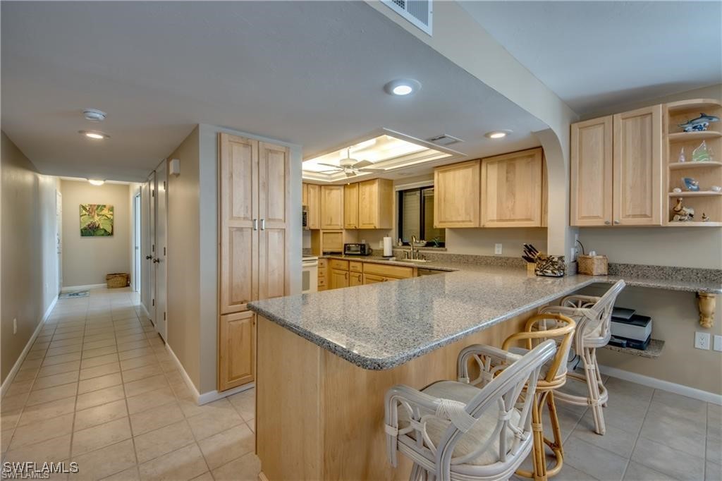 392 Estero Boulevard 305