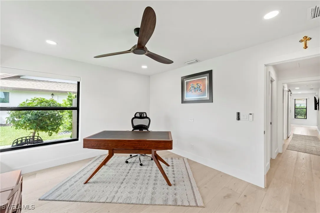 Bonita Springs, Florida 34135, United States, 4 Bedrooms Bedrooms, ,3 BathroomsBathrooms,Residential,Active,244925