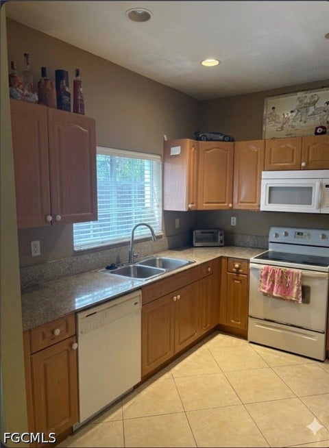 Tiny photo for 7668 S Stonecreek Circle, Davie, FL 33024 (MLS # 2026039136)
