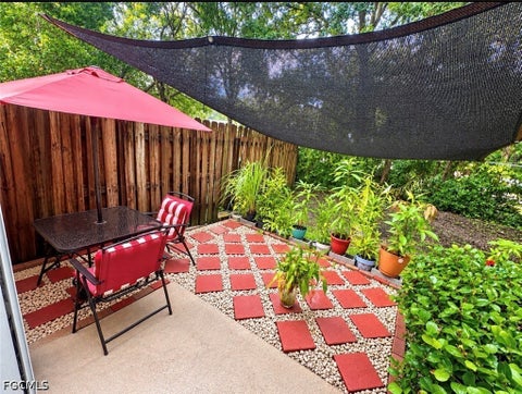 Tiny photo for 7668 S Stonecreek Circle, Davie, FL 33024 (MLS # 2026039136)
