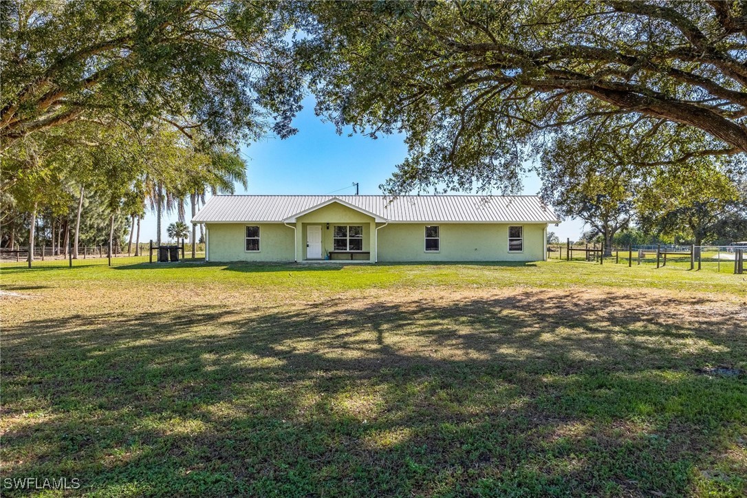 340 & 344 Pine Lane