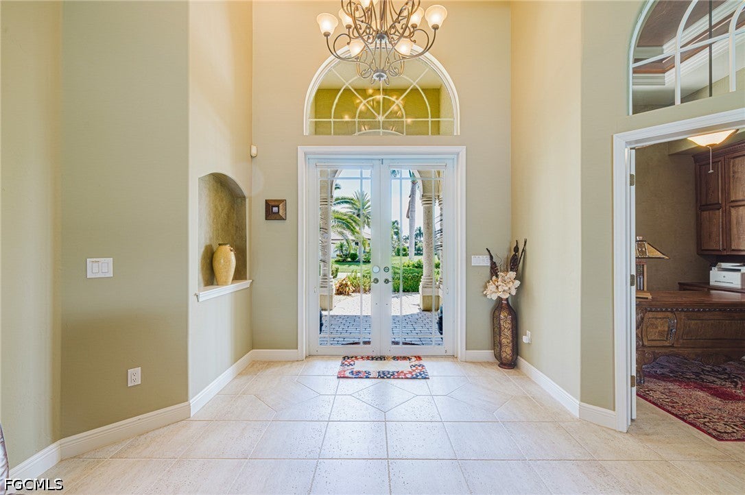 1925 Harbour Circle