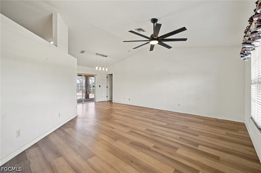 2263 NW 15th Street