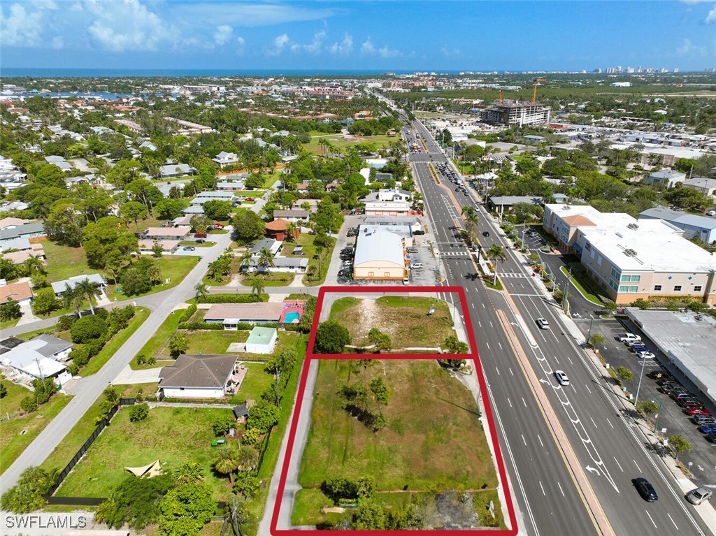 2364 Tamiami Trail E