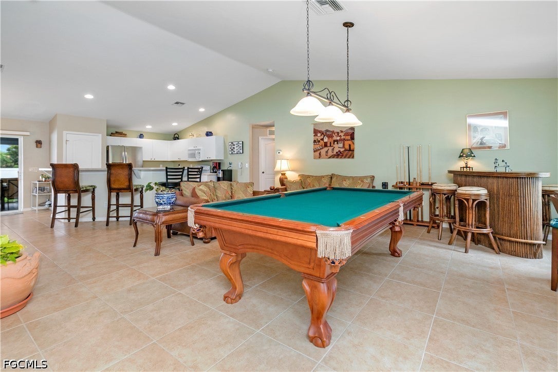 3825 NW 46th Terrace