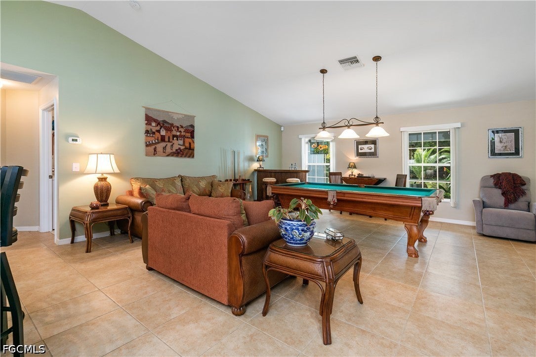 3825 NW 46th Terrace