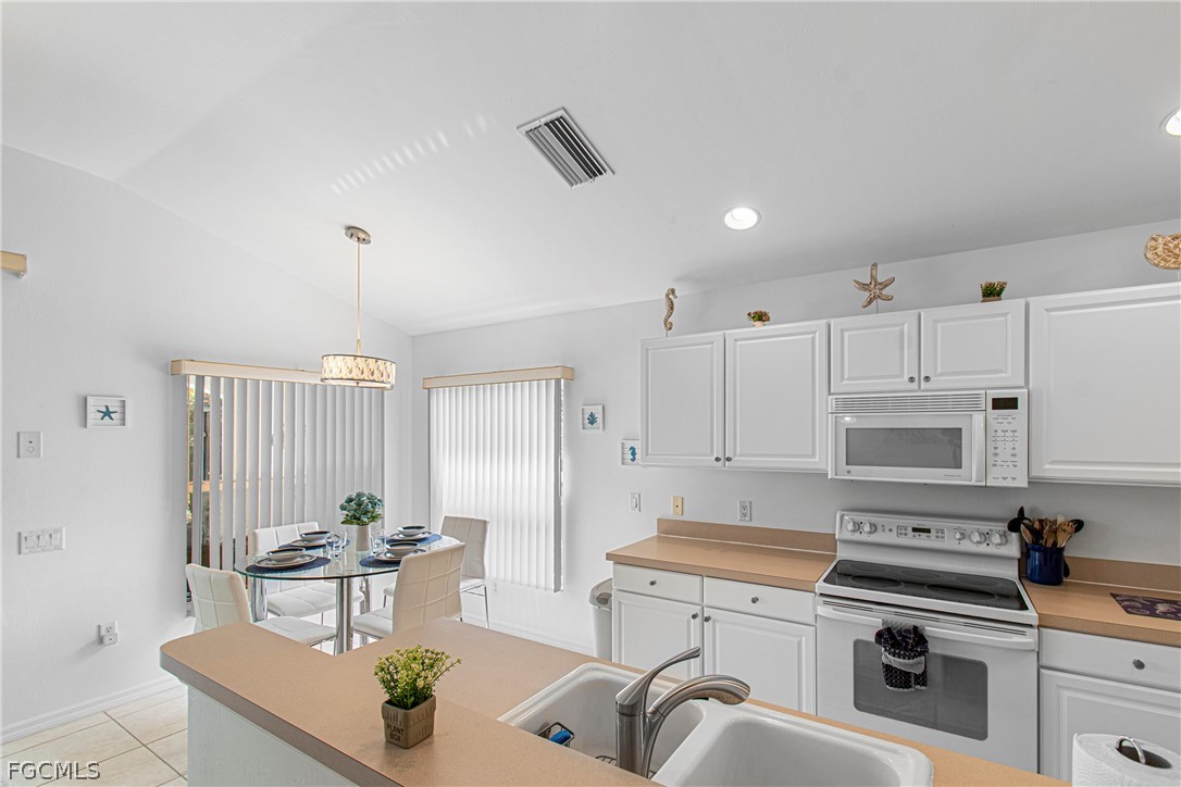 10021 Colonial Country Club Boulevard