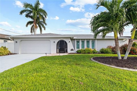 107 SE 39th Street Cape Coral FL 33904