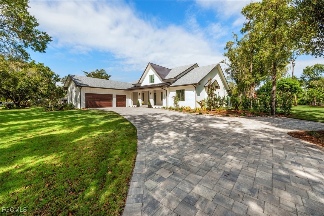 15725 Glendale Oaks Lane