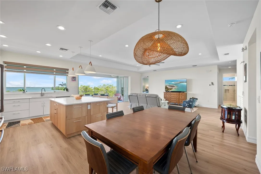 Fort Myers Beach, Florida, 33931, United States, 3 Bedrooms Bedrooms, ,3 BathroomsBathrooms,Residential,Active,1849238