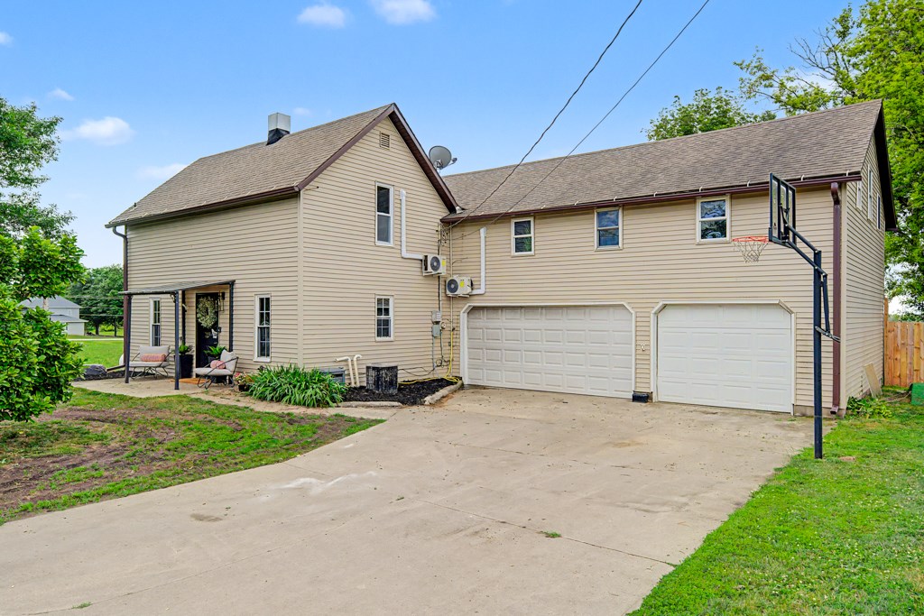 203 Donahoe Street - Photo 2