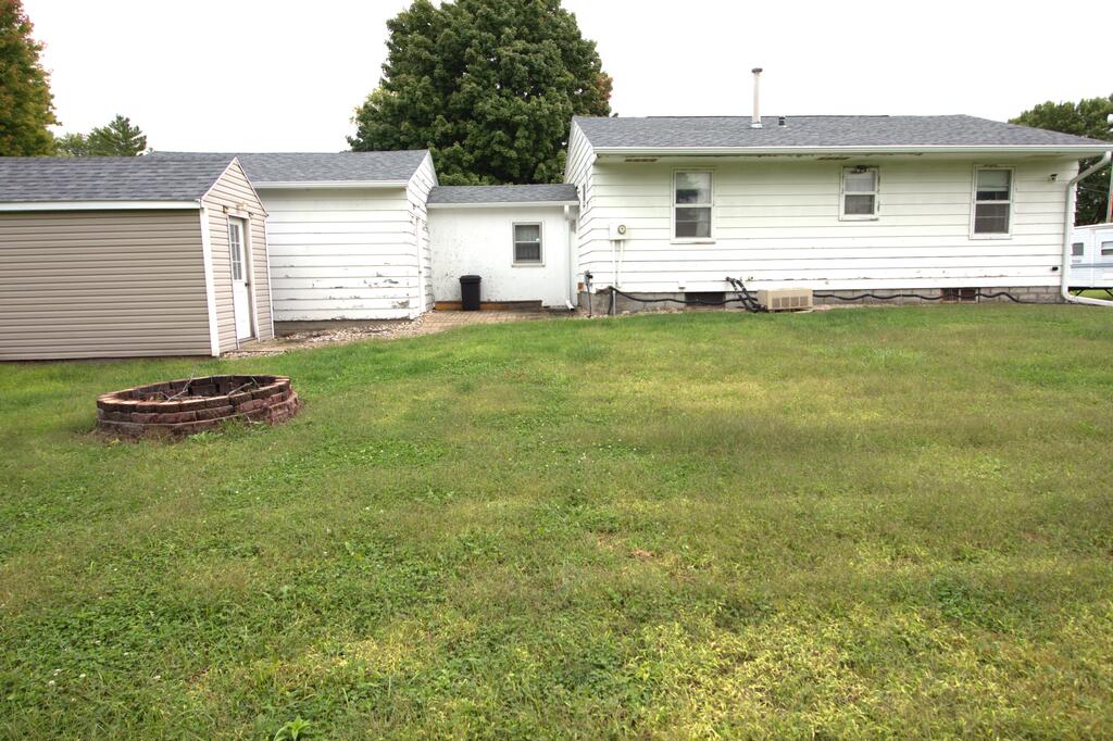 530 Farnham - Photo 4