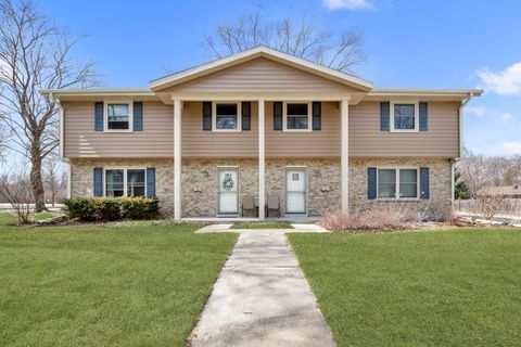 Photo of W64N353 Madison Ave, Cedarburg, WI 53012 (MLS # 1956694)