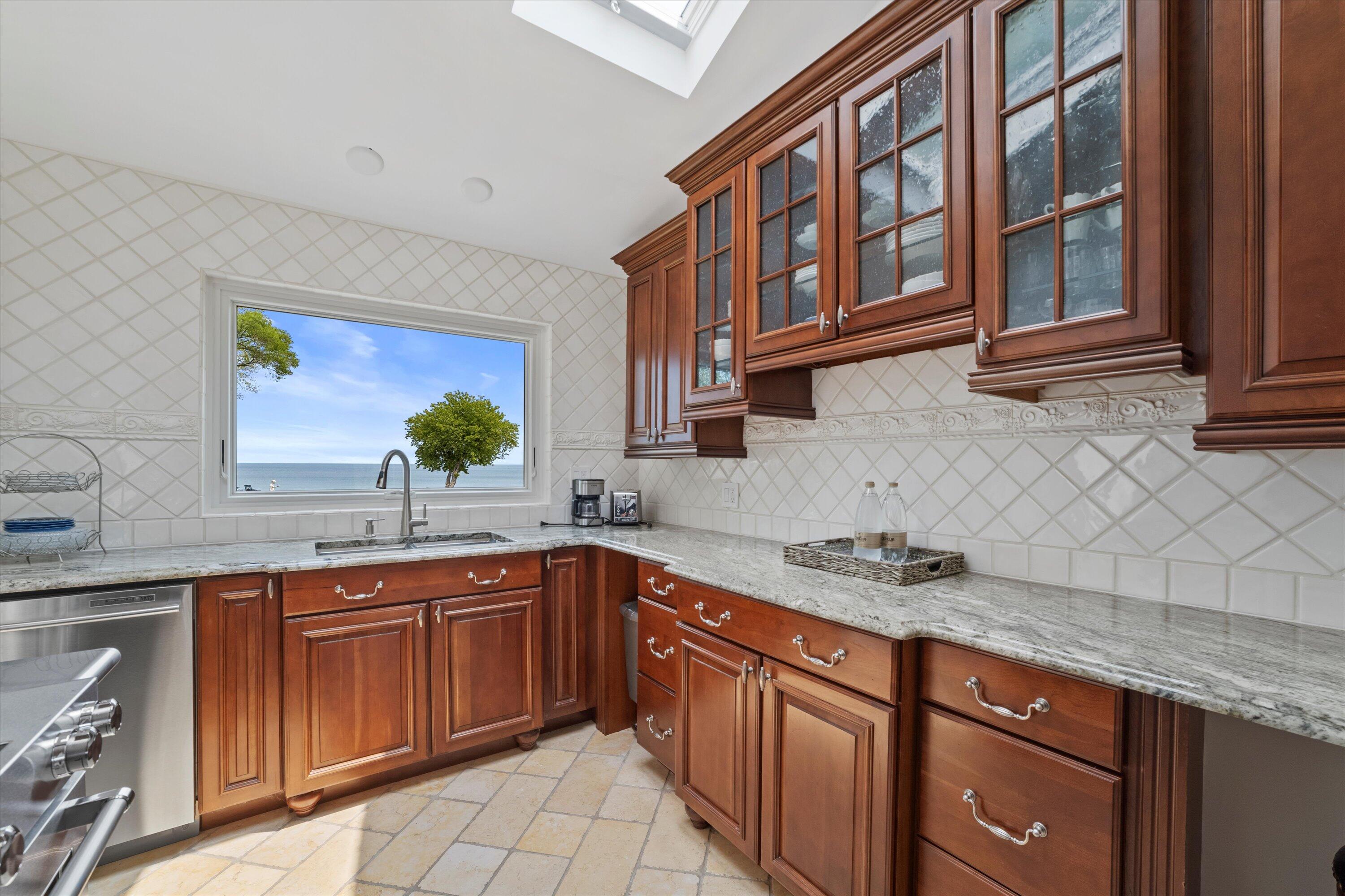 Pleasant Prairie, Wisconsin 53158, United States, 2 Bedrooms Bedrooms, ,1 BathroomBathrooms,Residential,Active,150994