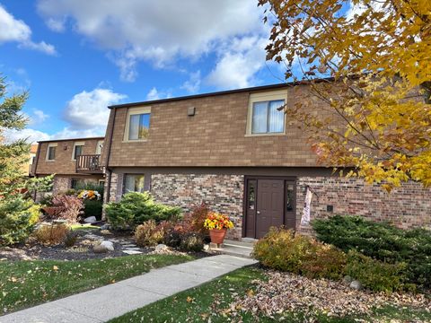 1123 Marcia Ave, West Bend, WI 53090 - #: 1942275