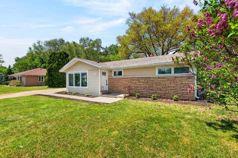 Photo of 2965 N 124th St, Brookfield, WI 53005 (MLS # 1971909)