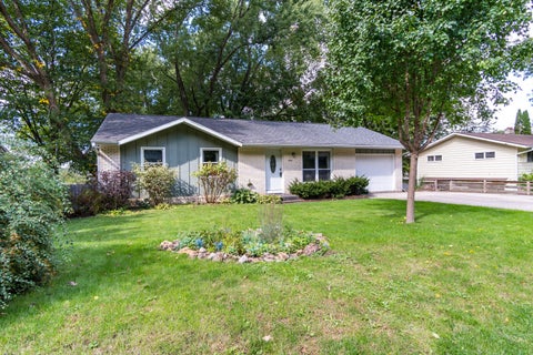Photo of 3500 Cliffside Dr, La Crosse, WI 54601 (MLS # 1982383)