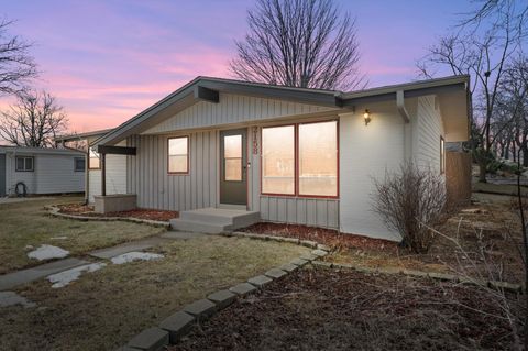 Photo of 2158 Delafield St, Waukesha, WI 53188 (MLS # 1956019)