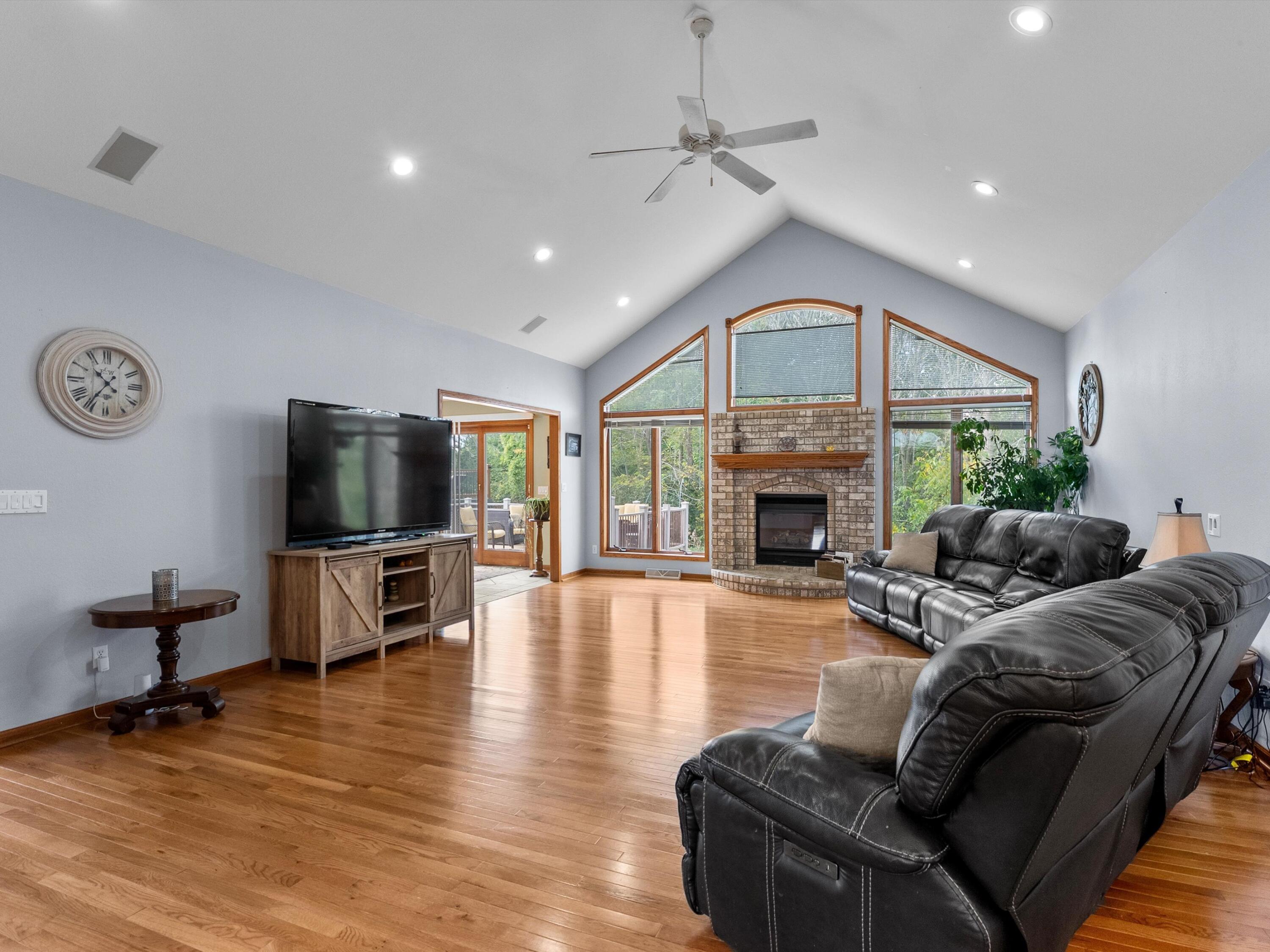 Newton, Wisconsin 54220, United States, 4 Bedrooms Bedrooms, ,3 BathroomsBathrooms,Residential,Active,225899