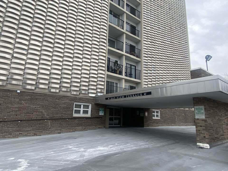 Milwaukee, Wisconsin 53207, United States, 1 Bedroom Bedrooms, ,1 BathroomBathrooms,Residential,Active,97906