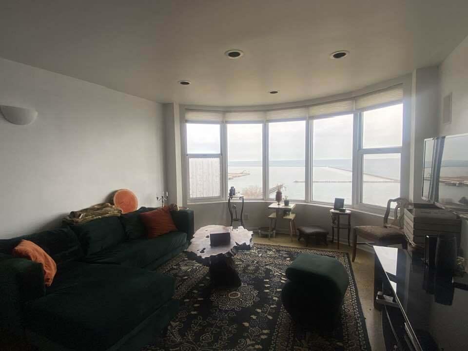 Milwaukee, Wisconsin 53207, United States, 1 Bedroom Bedrooms, ,1 BathroomBathrooms,Residential,Active,97906