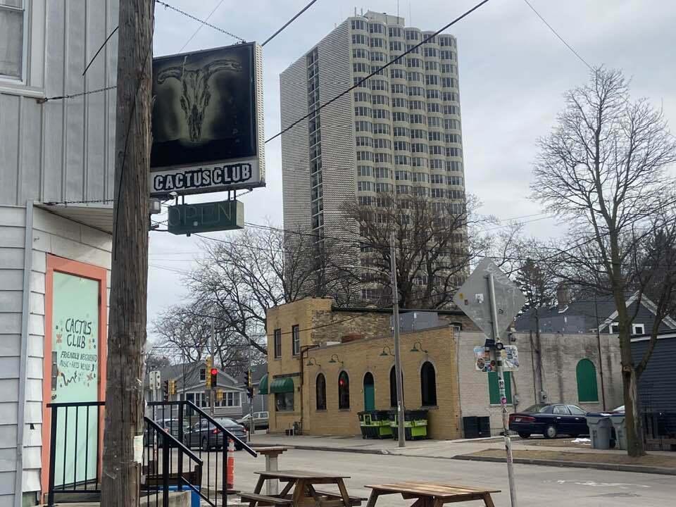 Milwaukee, Wisconsin 53207, United States, 1 Bedroom Bedrooms, ,1 BathroomBathrooms,Residential,Active,97906