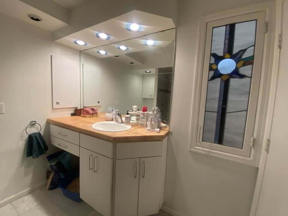 Milwaukee, Wisconsin 53207, United States, 1 Bedroom Bedrooms, ,1 BathroomBathrooms,Residential,Active,97906