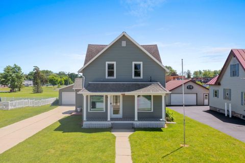 Photo of 329 Mill St, Reedsville, WI 54230 (MLS # 1969573)