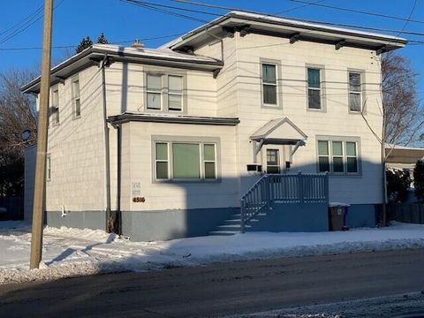 Photo of 4516 Sheridan Rd, Kenosha, WI 53140 (MLS # 1948024)