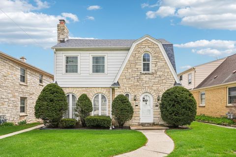 Photo of 5813 W Filmore Dr, West Allis, WI 53219 (MLS # 1958493)