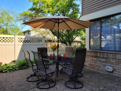 Photo of 14066 W Tiffany Pl, New Berlin, WI 53151 (MLS # 1927020)