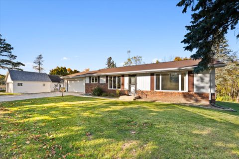 Photo of 4414 South St, Lima, WI 53031 (MLS # 1941433) Photo of 4414 South St, Lima, WI 53031 (MLS # 1941433)