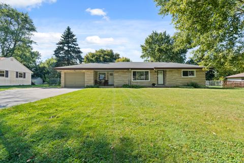Photo of 3623 S 157th St, New Berlin, WI 53151 (MLS # 1937046)