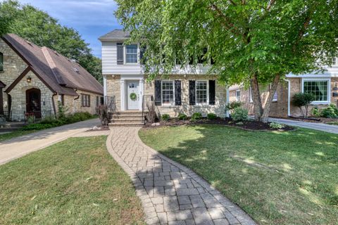 Photo of 2367 N 89th St, Wauwatosa, WI 53226 (MLS # 1929251)